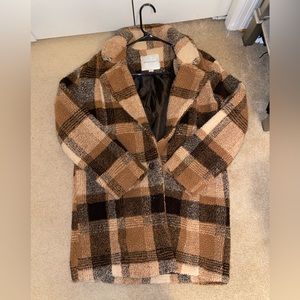 Adorable American Eagle Thigh-Length Brown Plaid Sherpa Jacket!